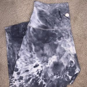 Lululemon marble dye classic navy leggings